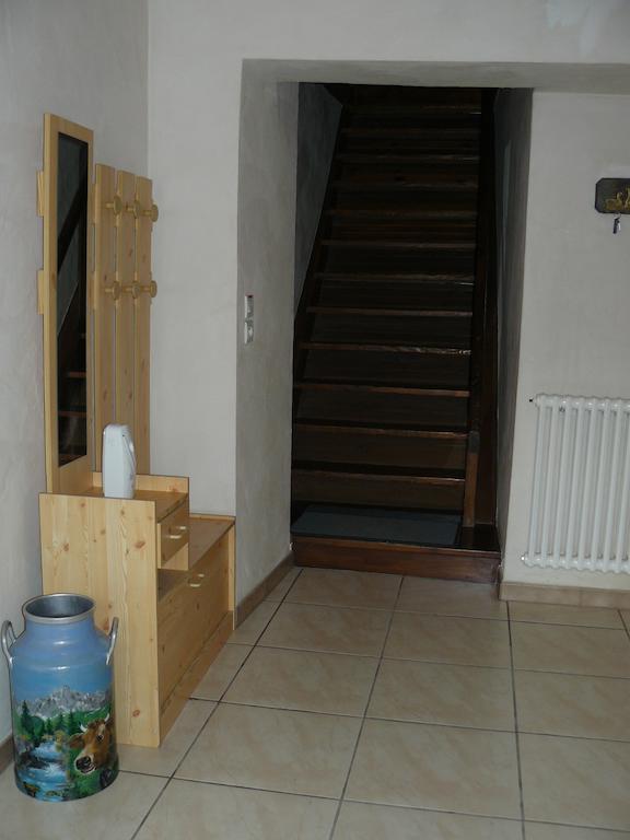 Gite Les Emptes グランデ＝エーグブランシュ 部屋 写真