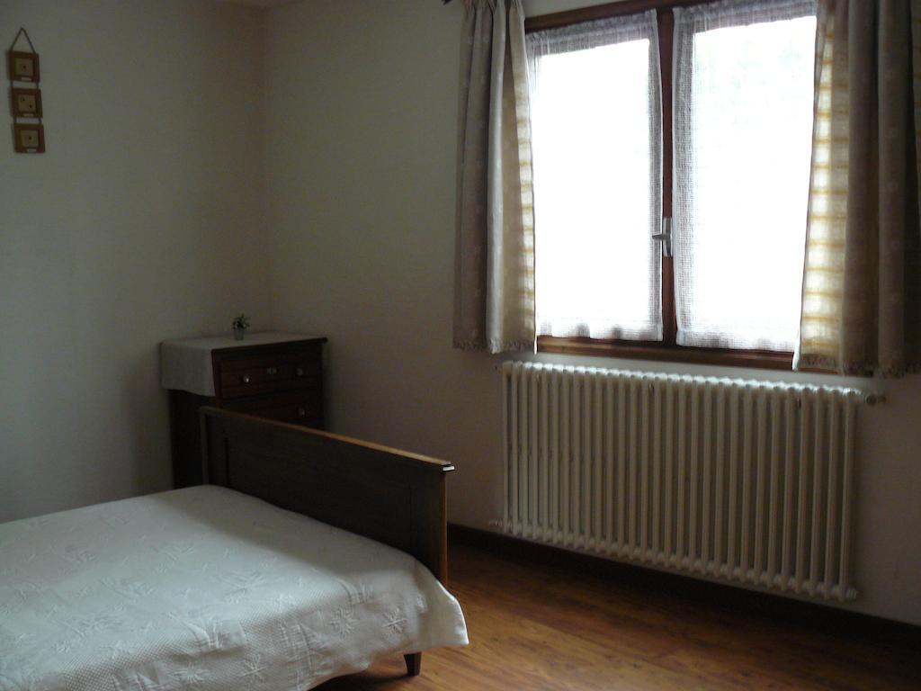 Gite Les Emptes グランデ＝エーグブランシュ 部屋 写真
